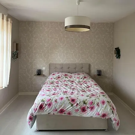 Holiday home Charmante Maison Comme Chez Soi Saint-Amand-sur-Fion