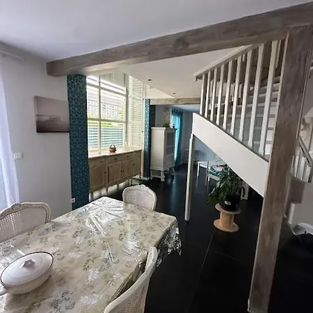 Charmante Maison Comme Chez Soi * Saint-Amand-sur-Fion