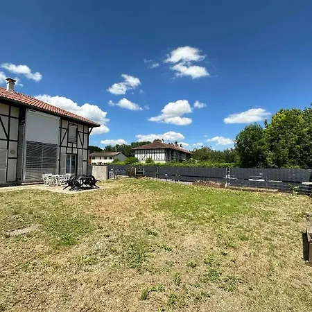 Charmante Maison Comme Chez Soi 펜션 *